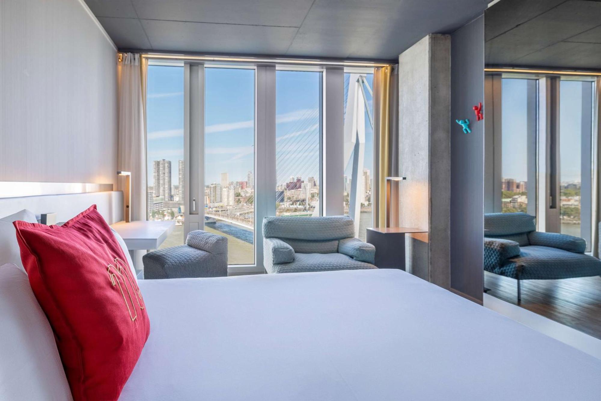 Nhow Premium Room Skyline View