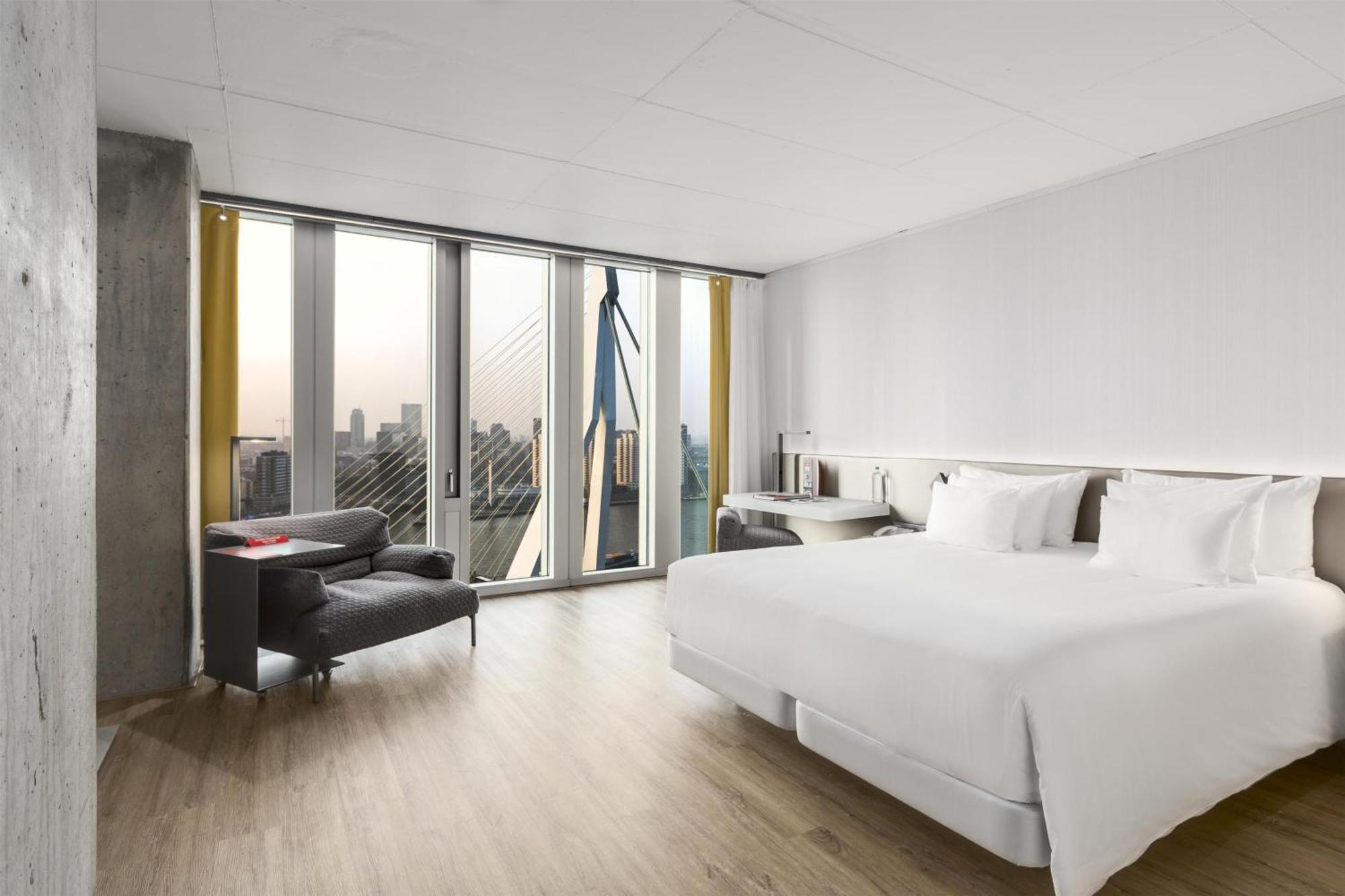 Nhow Premium Room Skyline View